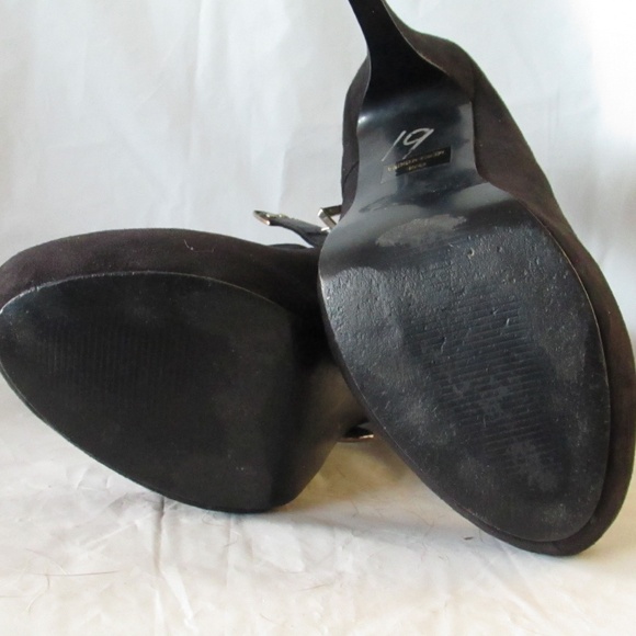 Penny Loves Kenny Black Heels - Picture 5 of 6